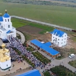 То хто ж таки зливає нечистоти в лиман ферма чи монастир?